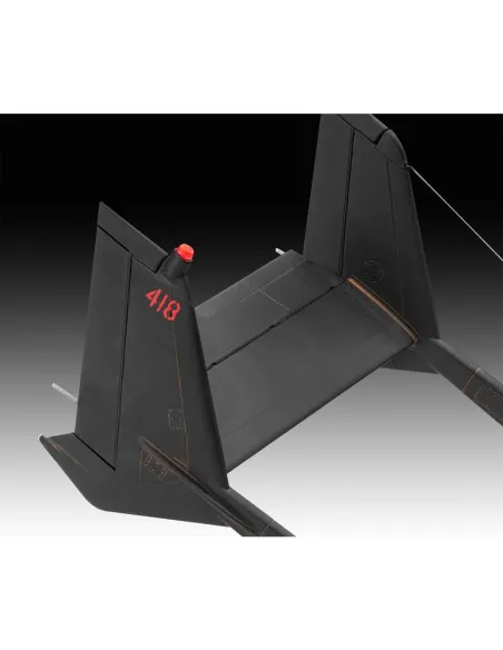 Maquette avion militaire : O - Revell 3819