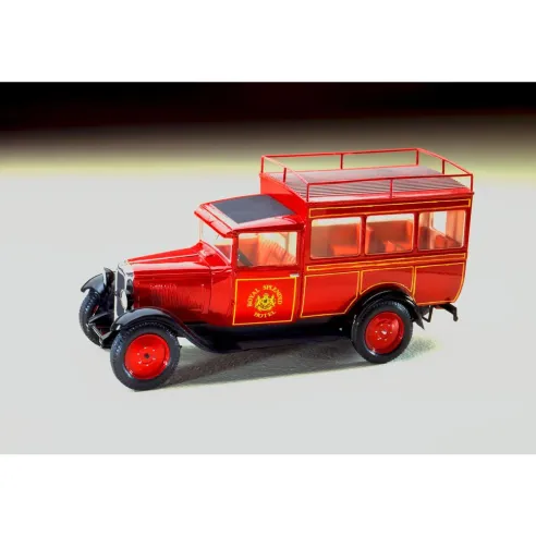 Maquette véhicule utilitaire Citroen C4 "Splendid Hotel 1:24 - Heller 80713