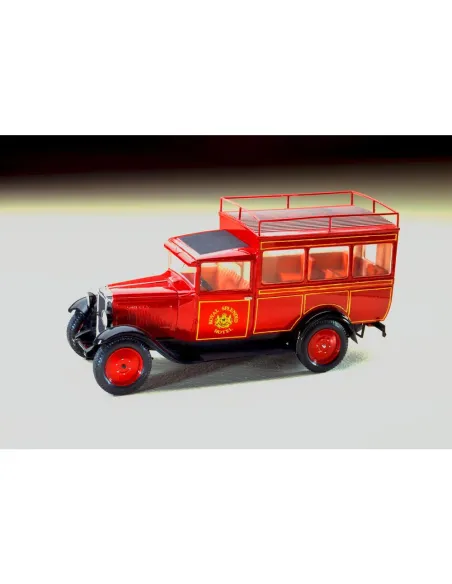 Maquette véhicule utilitaire Citroen C4 "Splendid Hotel 1:24 - Heller 80713